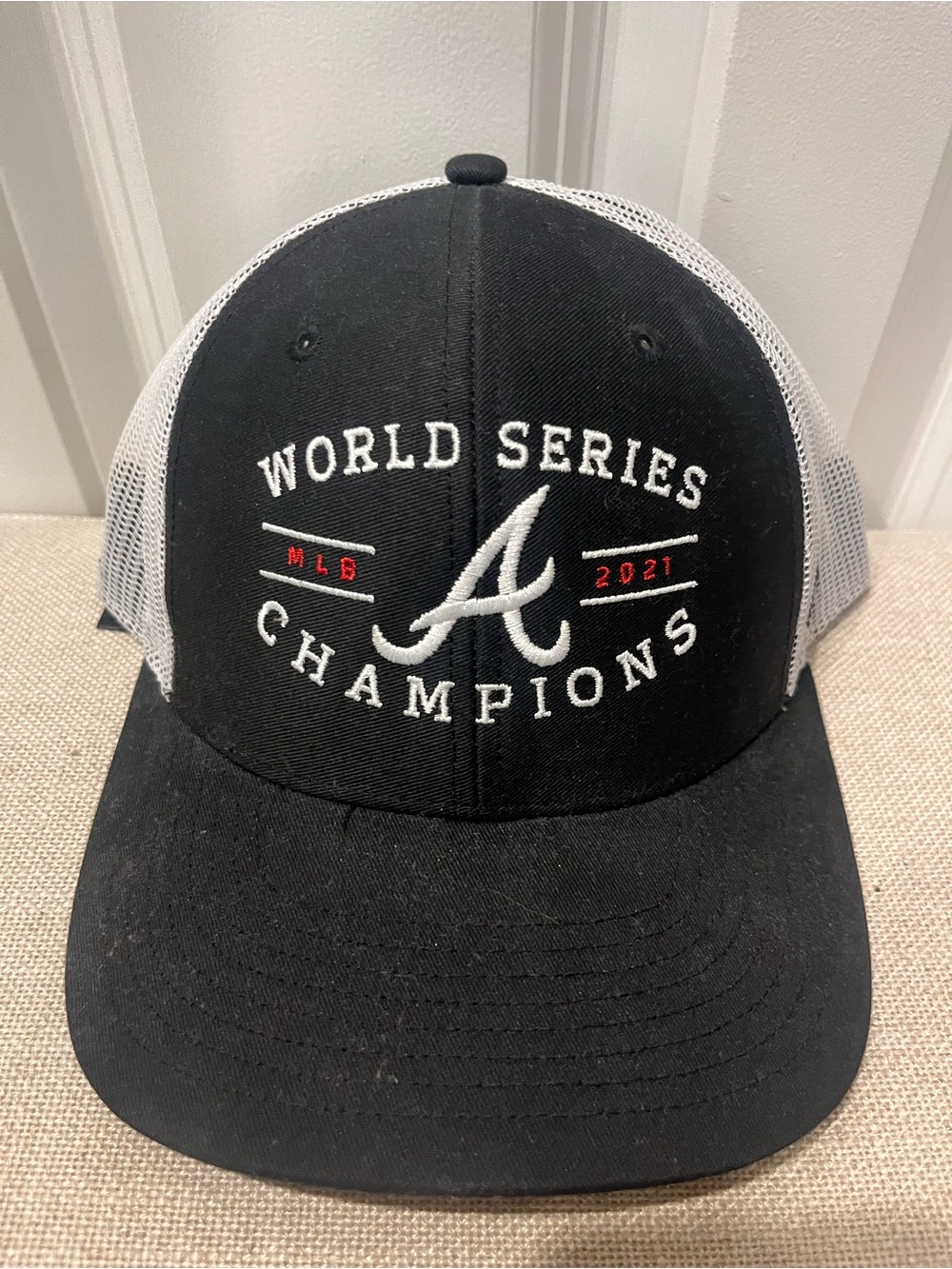 PRE-OWNED 47 BRAND MEN'S ATLANTA BRAVES 2021 WORLD SERIES CHAMPIONS HAT